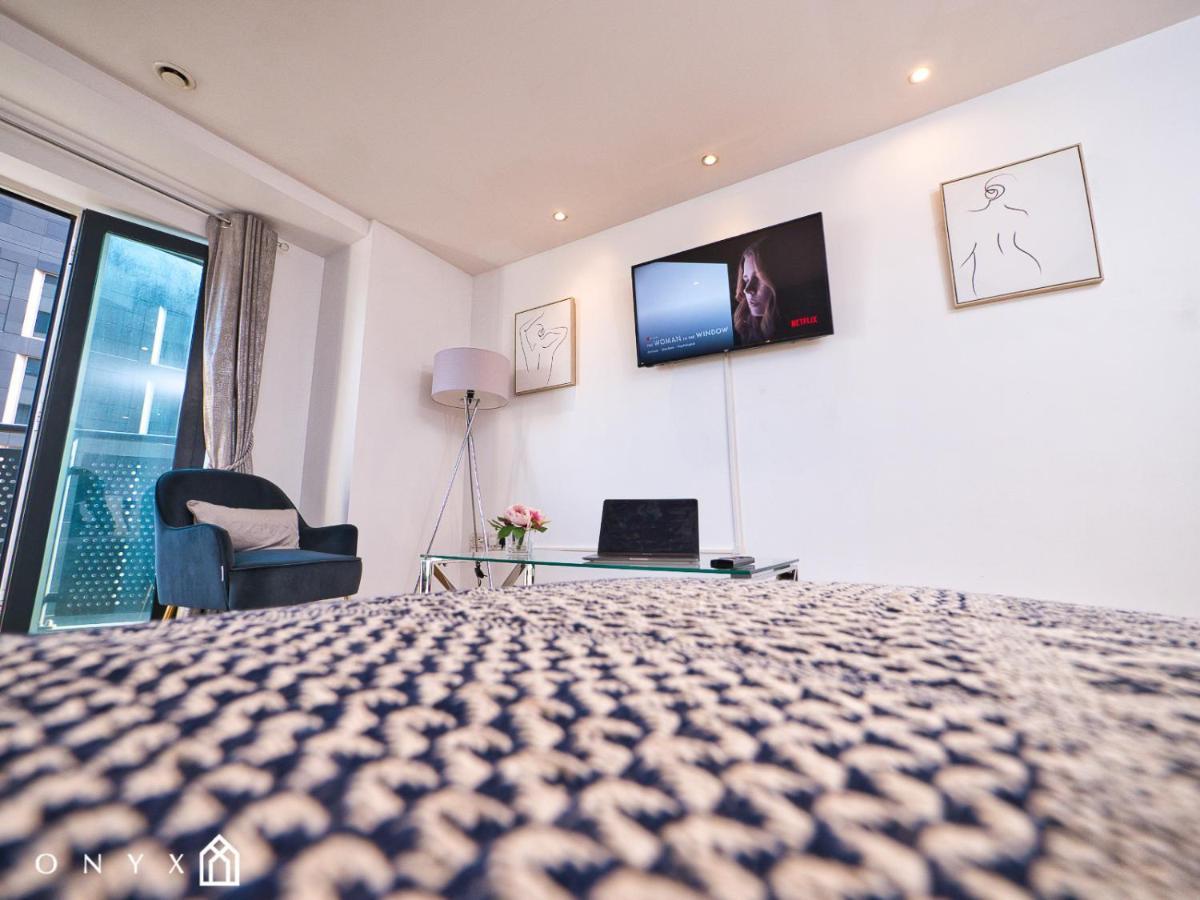 Onyx Bullring Stunning Large Spacious City Centre Apartment เบอร์มิงแฮม ภายนอก รูปภาพ